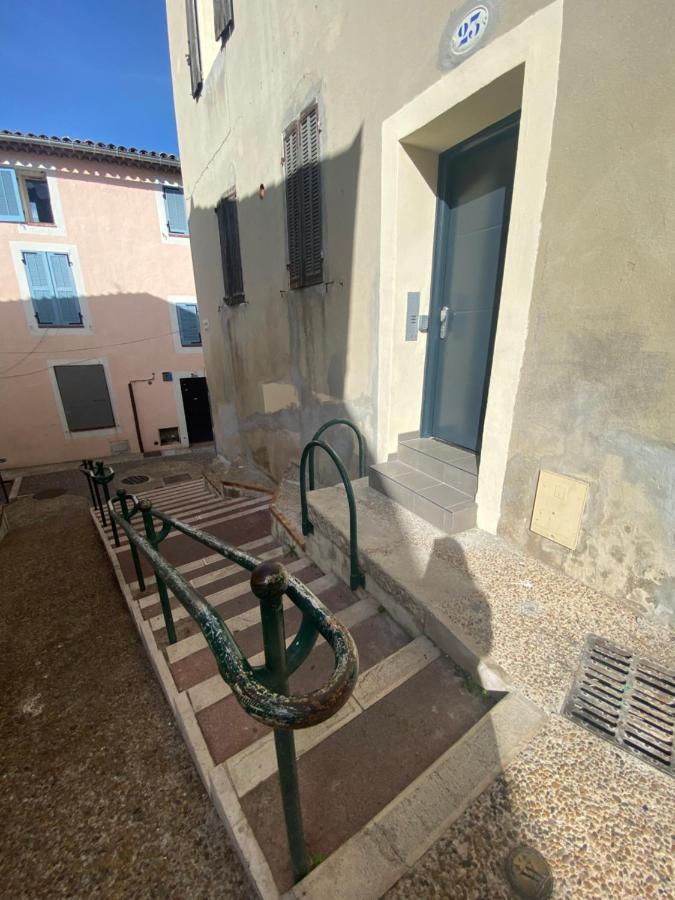 Bel Appartement T1 30M2 Centre Historique Aubagne Eksteriør bilde