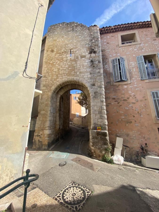 Bel Appartement T1 30M2 Centre Historique Aubagne Eksteriør bilde